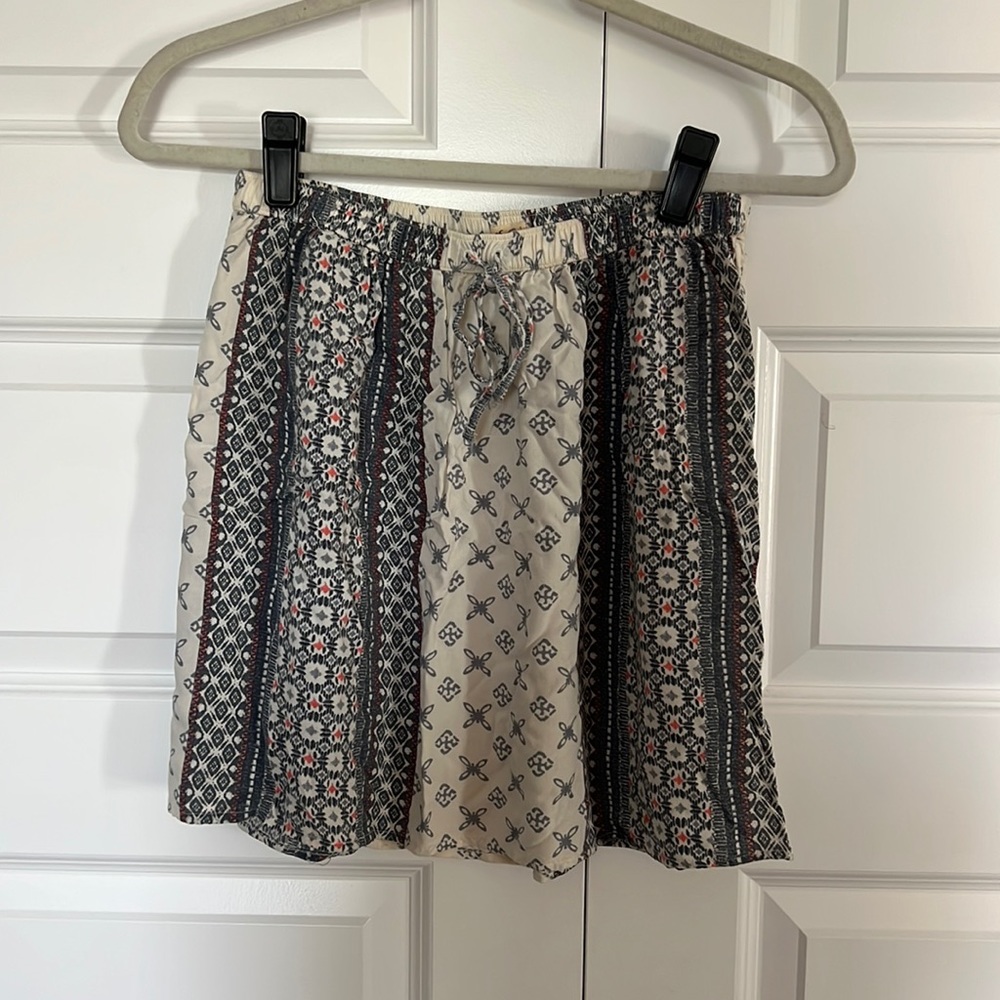 Hollister skirt